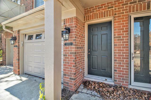 Property Photo:  39852 Rockcrest Circle  MI 48168 