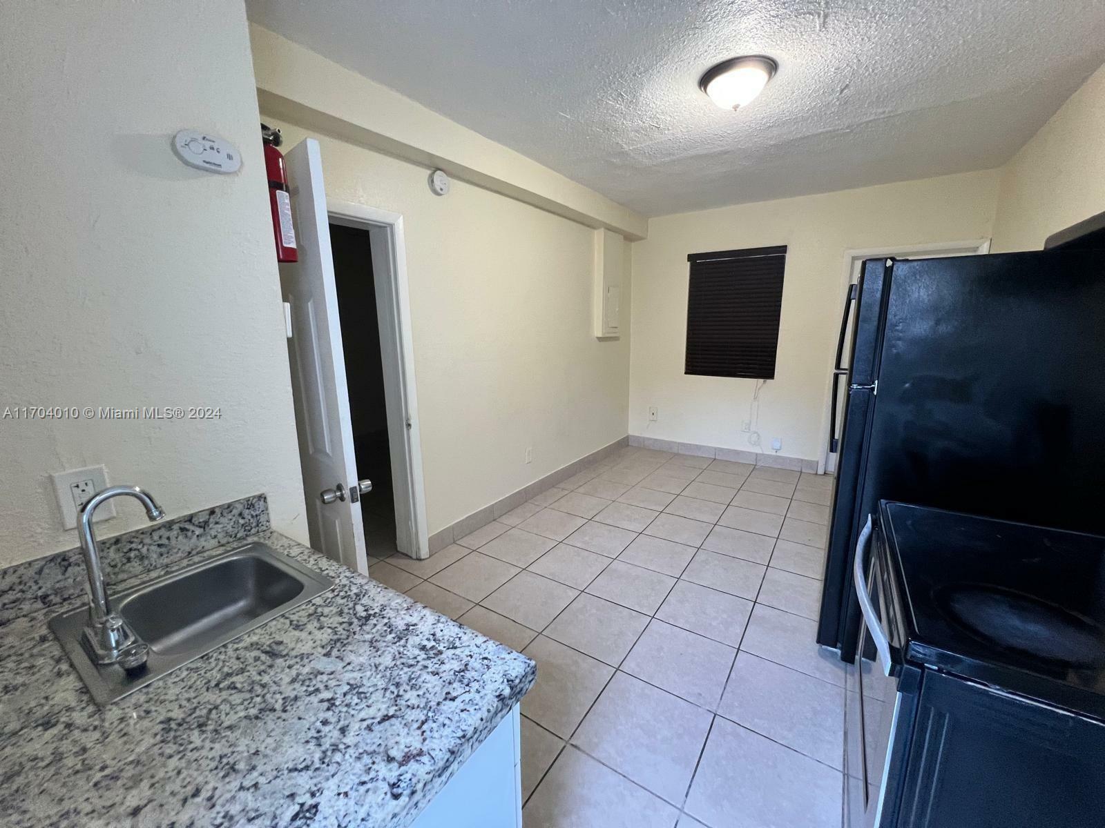 Property Photo:  17325 Homestead Ave 6  FL 33157 