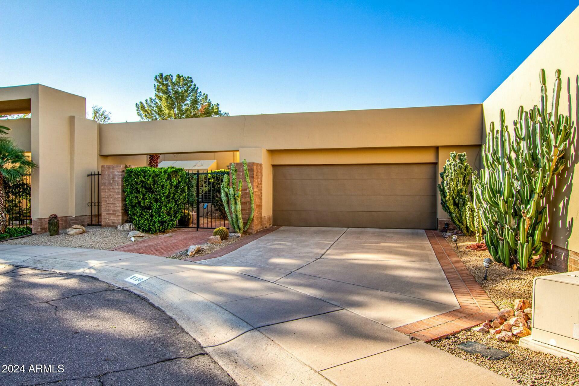 Property Photo:  9120 N 86th Way  AZ 85258 