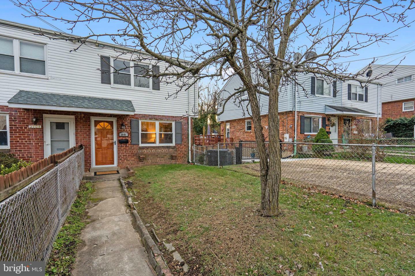3906 Vermont Avenue  Alexandria VA 22304 photo