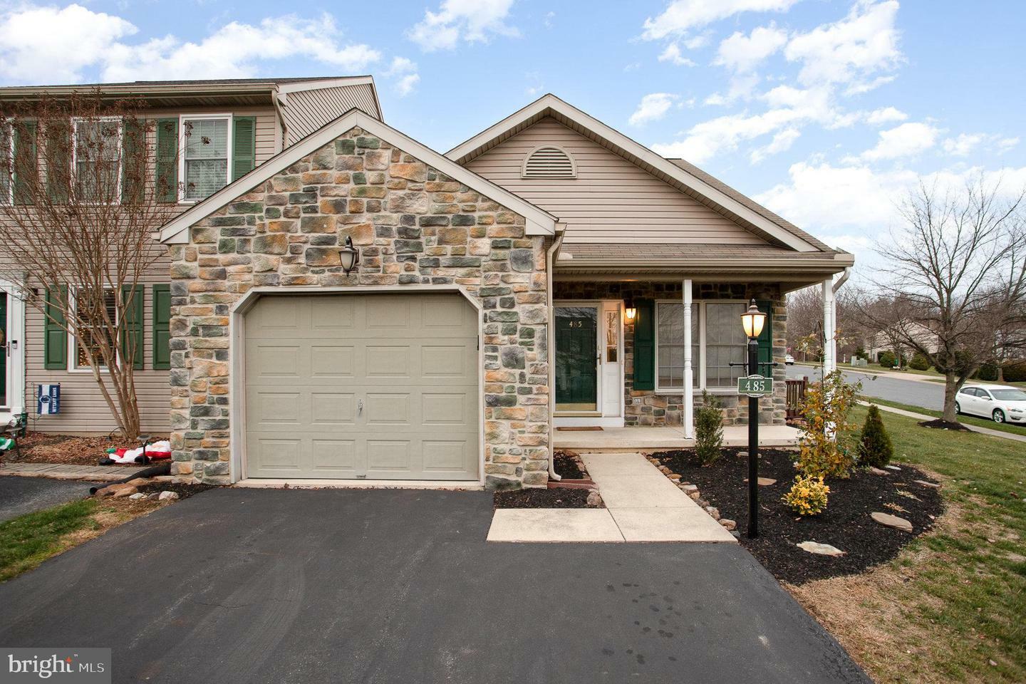 Property Photo:  485 Wood Duck Drive  PA 17545 