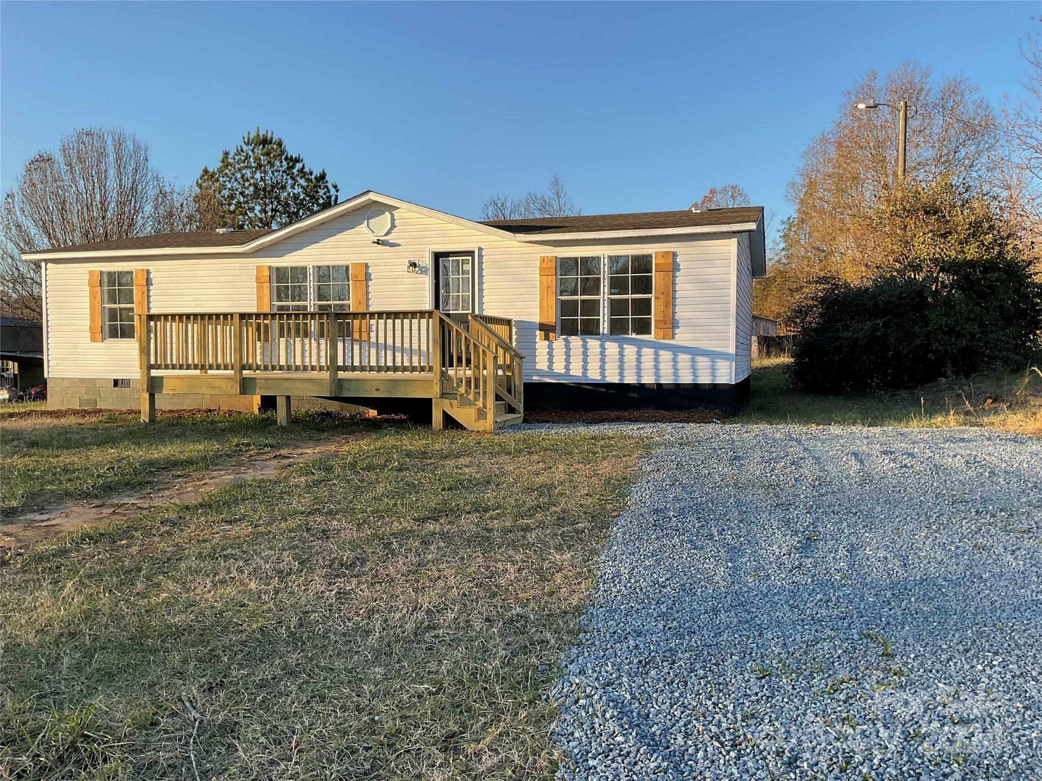 560 J M Lovelace Road  Ellenboro NC 28040 photo