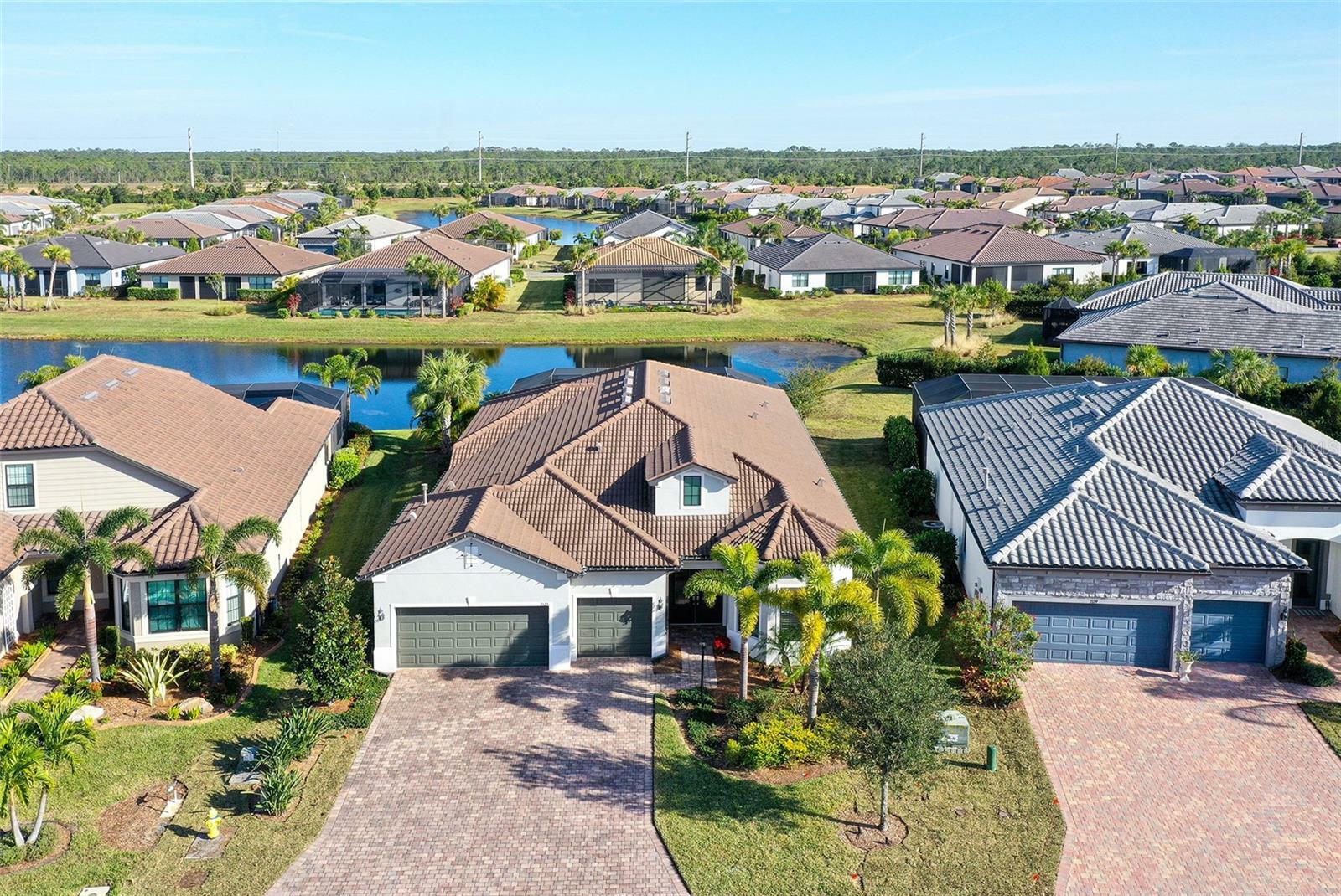 Property Photo:  7125 Gradford Court  FL 34202 