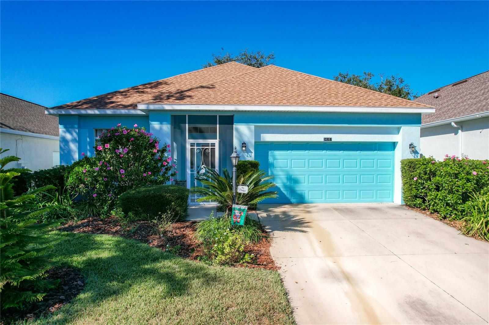 Property Photo:  24357 Amberleaf Court  FL 34748 