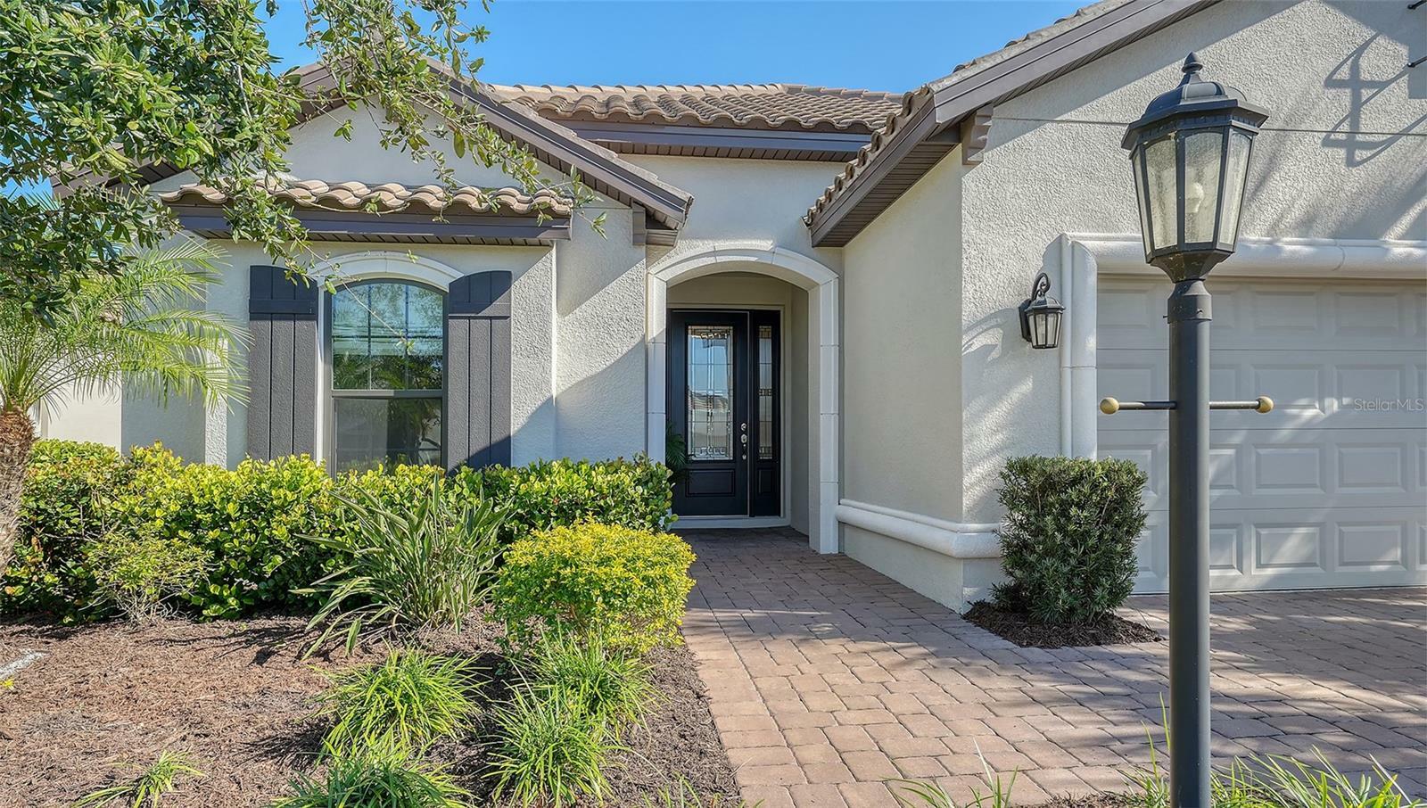 Property Photo:  4711 Arpino Court  FL 34211 