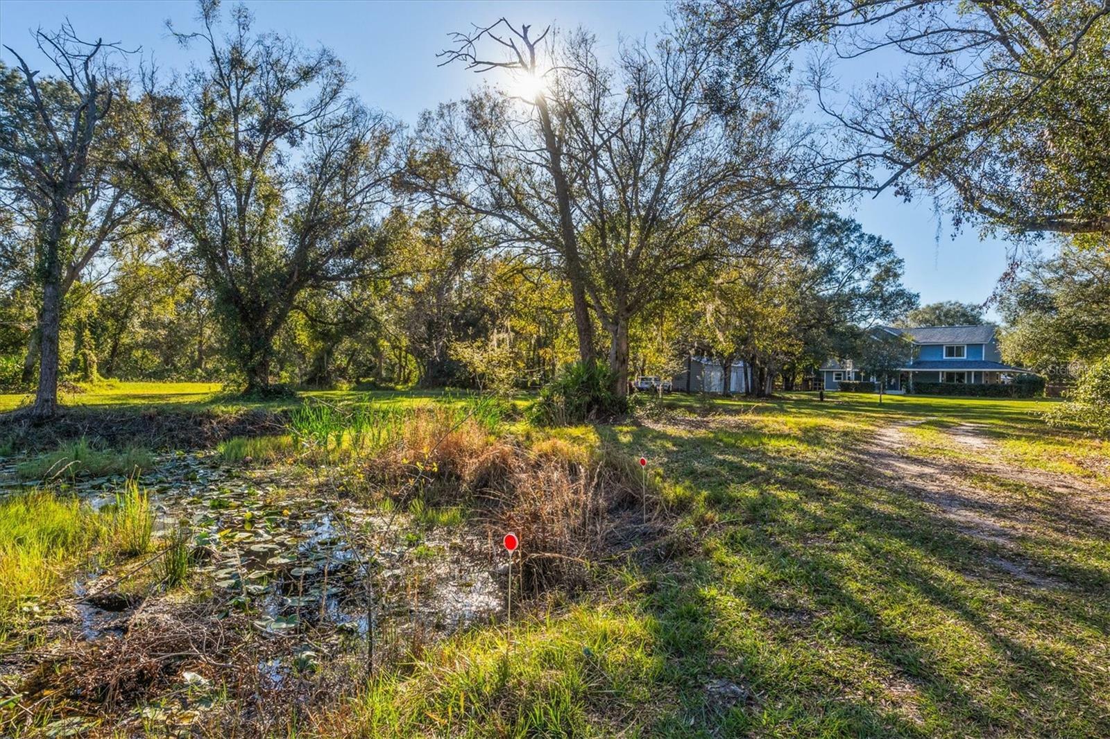 Property Photo:  1701 SE Walston Avenue  FL 34266 