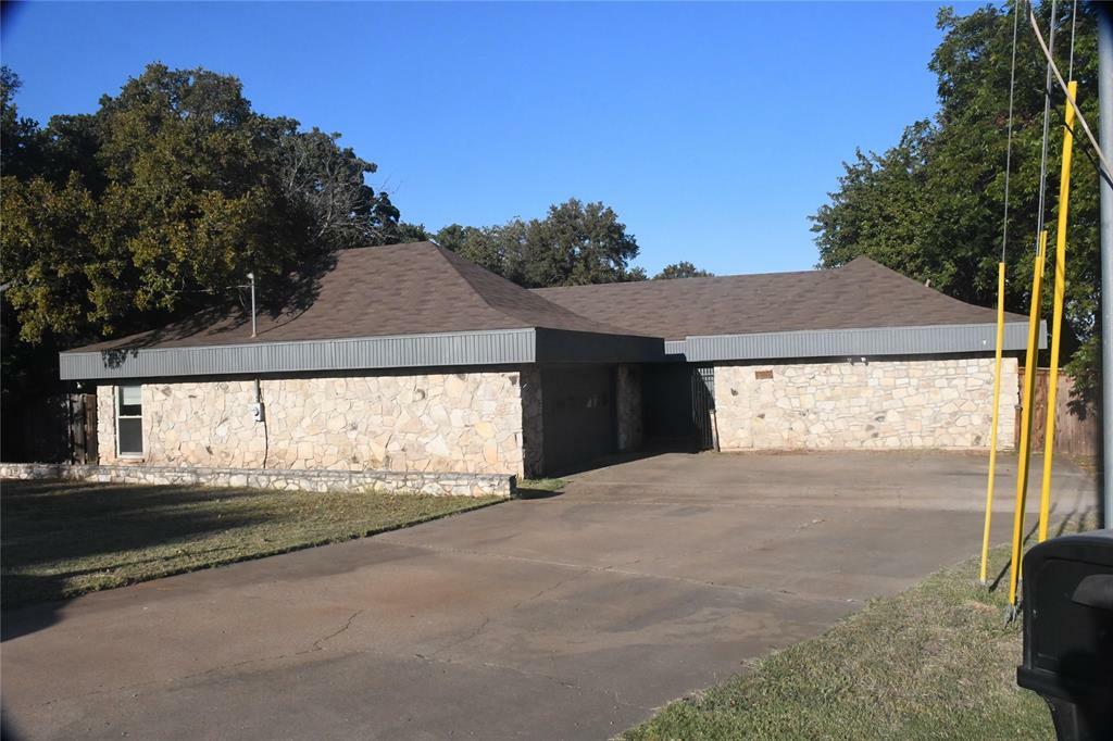 6206 E Choctaw Court  Granbury TX 76049 photo