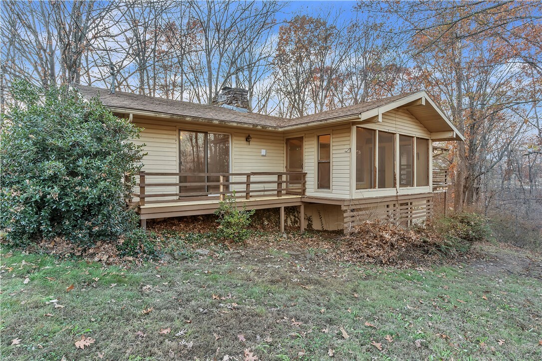 Property Photo:  1 Elizabeth Drive  AR 72715 