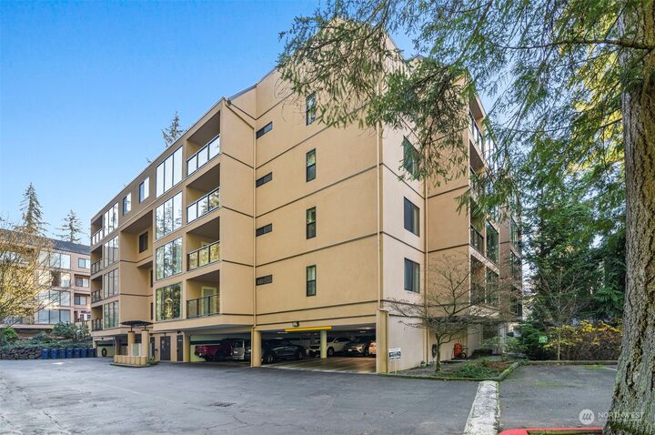 Property Photo:  15512  Country Club Drive B23  WA 98012 