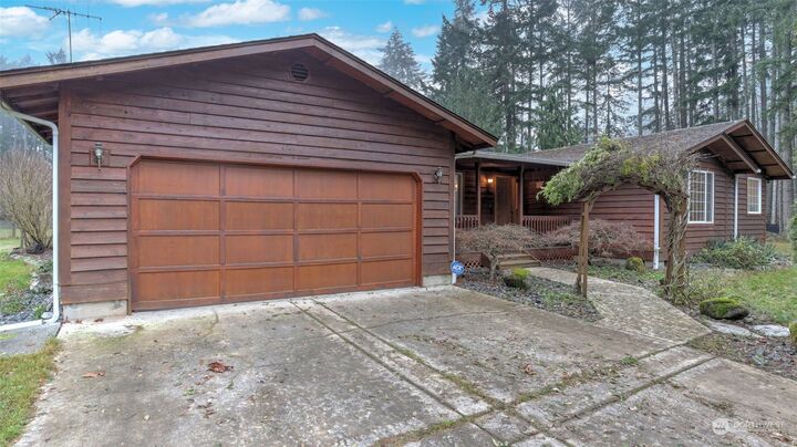 Property Photo:  3902  Christensen Muck Road E  WA 98328 