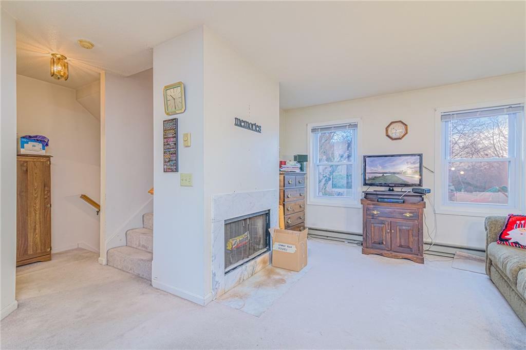 Property Photo:  1 Willow Glen Circle 95  RI 02889 