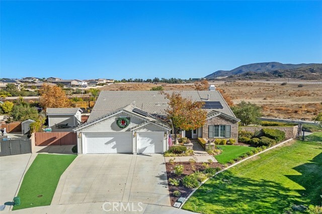 Property Photo:  45158 Sagewind Court  CA 92592 