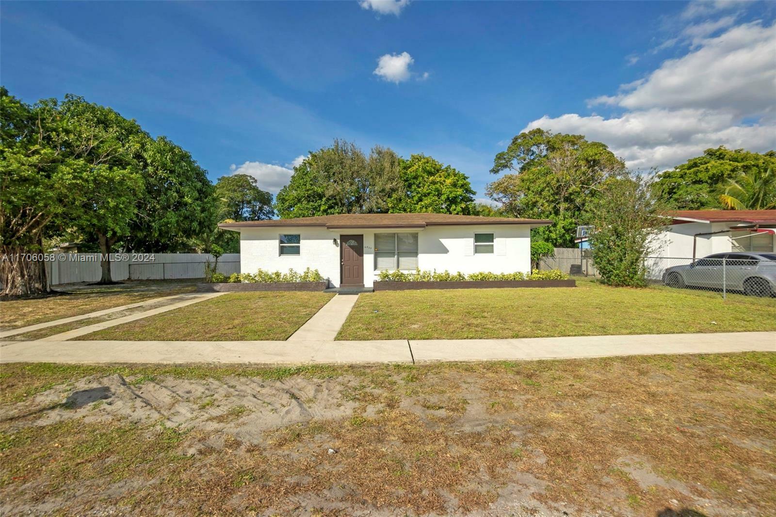 Property Photo:  6839 SW 20th St  FL 33023 