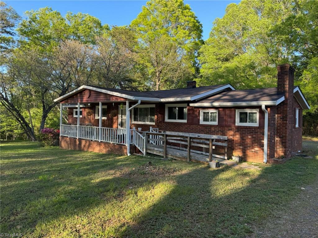 Property Photo: 103 Hanna Street NC 27027