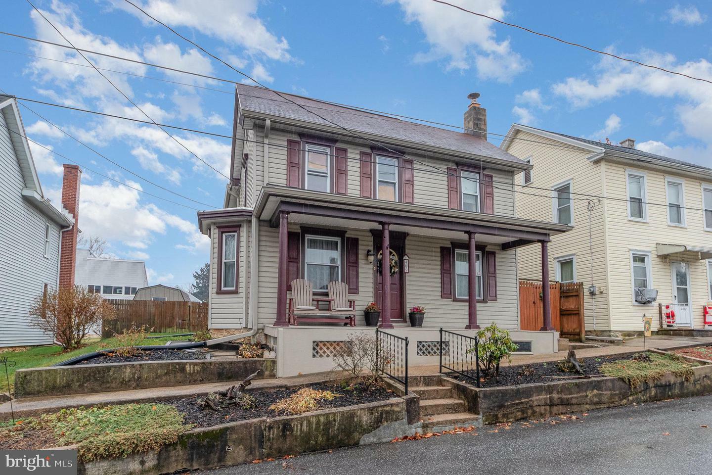 Property Photo:  409 Kauffman Street  PA 17007 