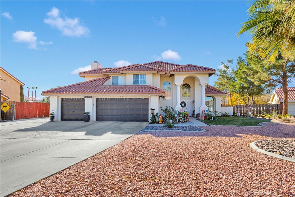 Property Photo: 20443 Red Hawk Place CA 92308