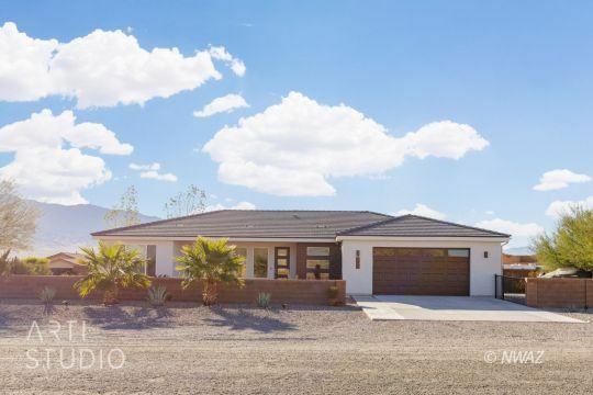 Property Photo:  3102 E Cimarron Dr  AZ 86432 