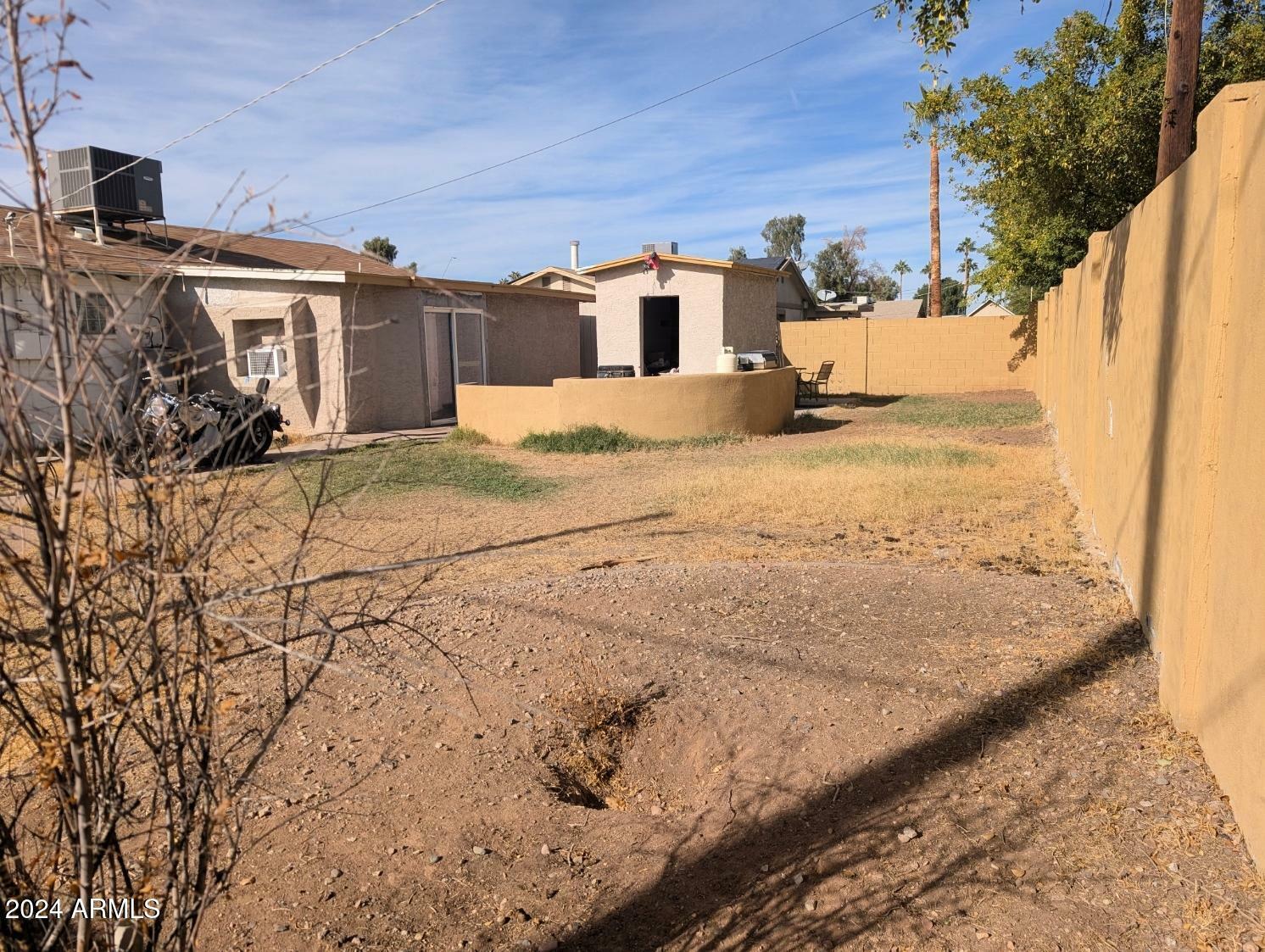 Property Photo:  1931 N Macdonald --  AZ 85201 