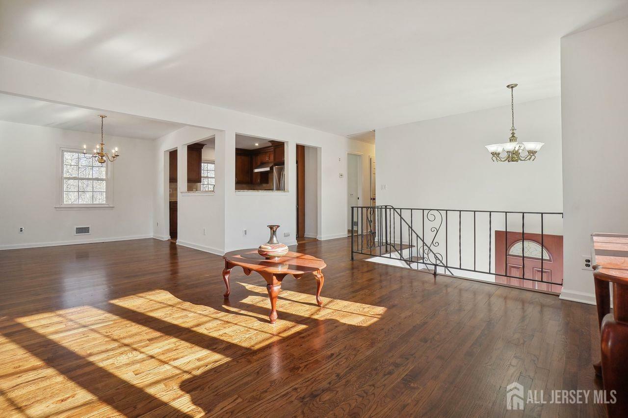 Property Photo:  212 Woolworth Avenue  NJ 07080 