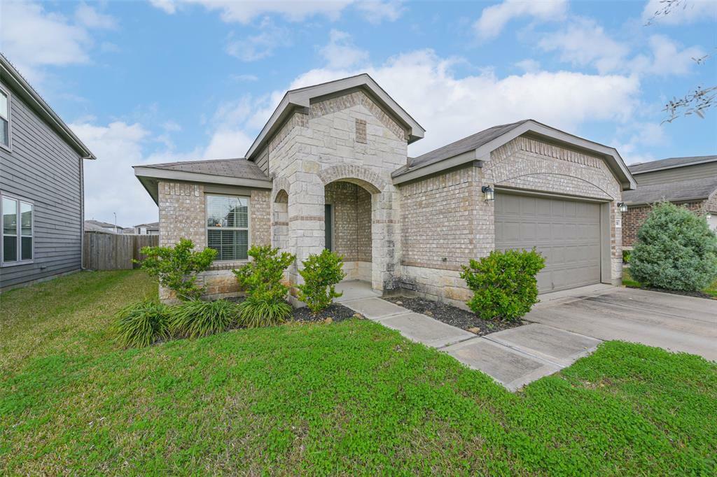 Property Photo:  6735 Cortenridge Lane  TX 77048 