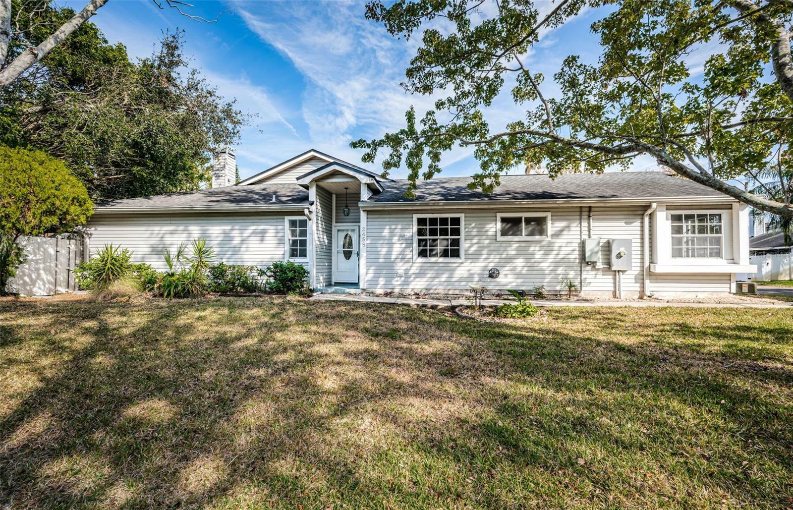 Property Photo:  2458 Balboa Court  FL 33761 