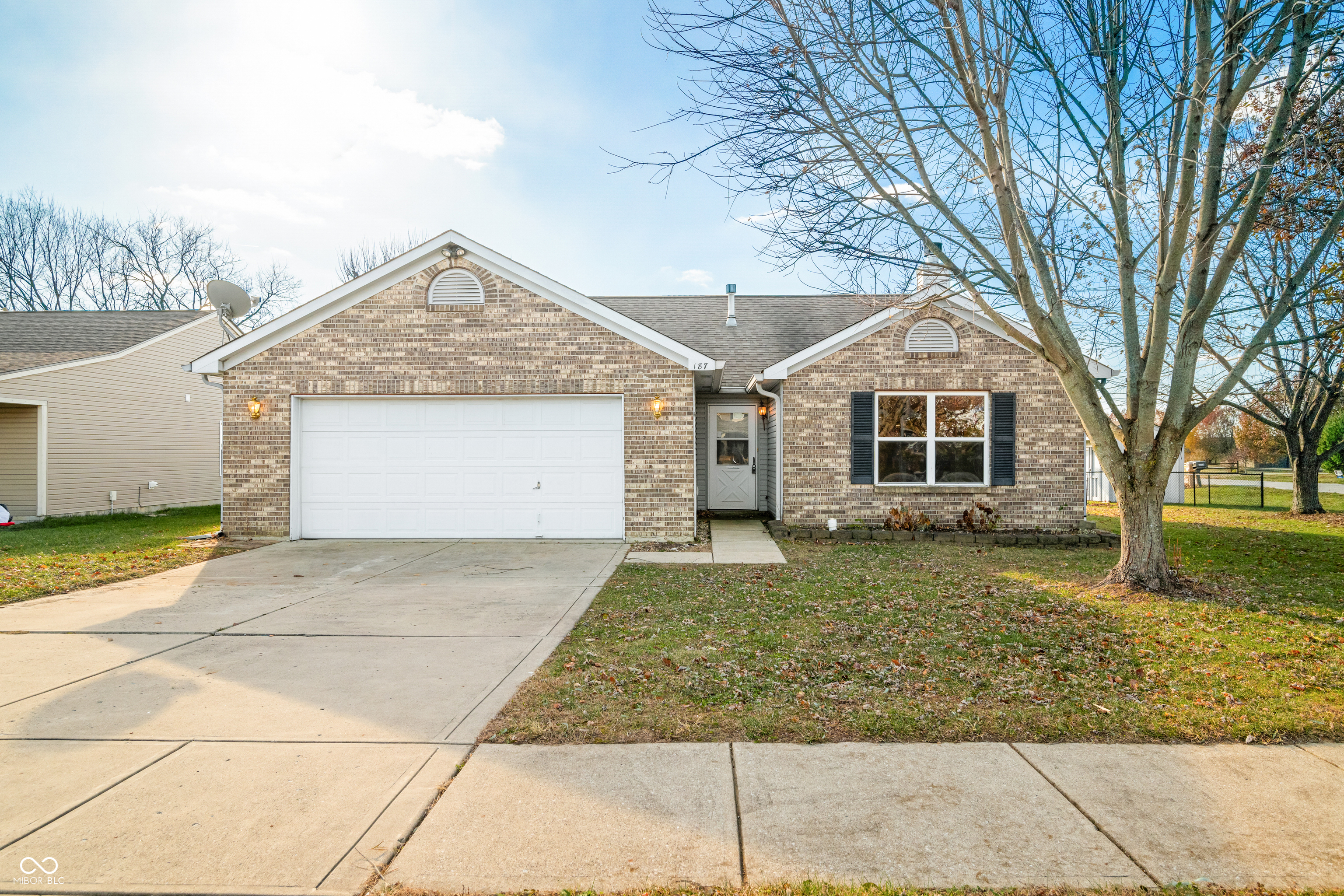 Property Photo:  187 Hilltop Farms Boulevard  IN 46184 