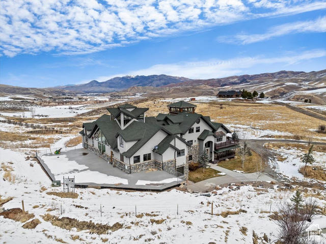 Property Photo:  246 E Woods Creek Dr  UT 84050 