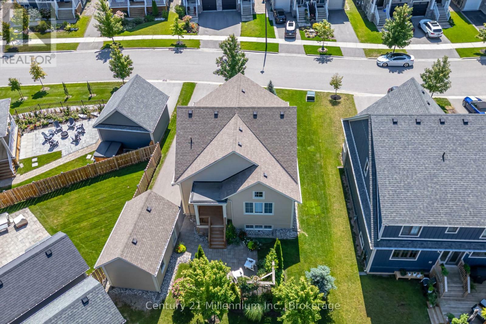 Photo de la propriété:  133 Yellow Birch Crescent  ON L9T 0L5 