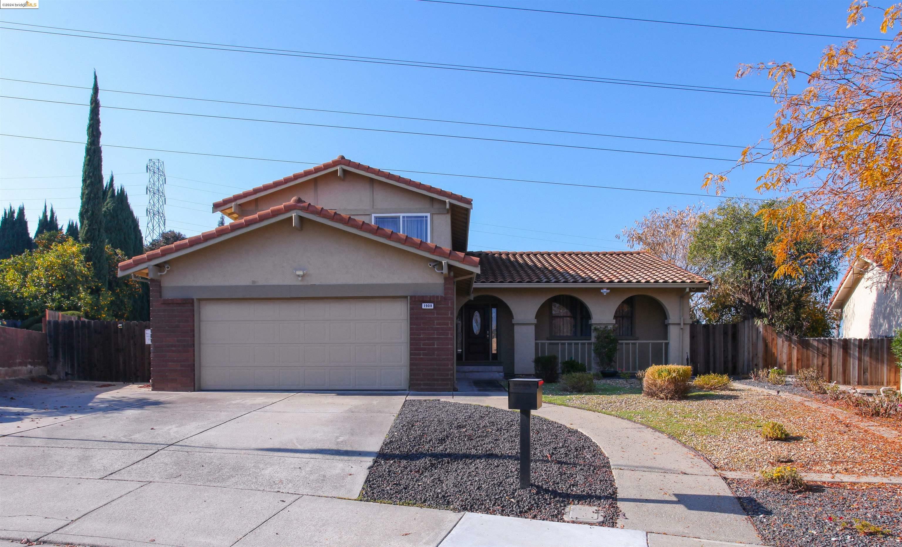 Property Photo:  1908 Grizzly Ct  CA 94509 