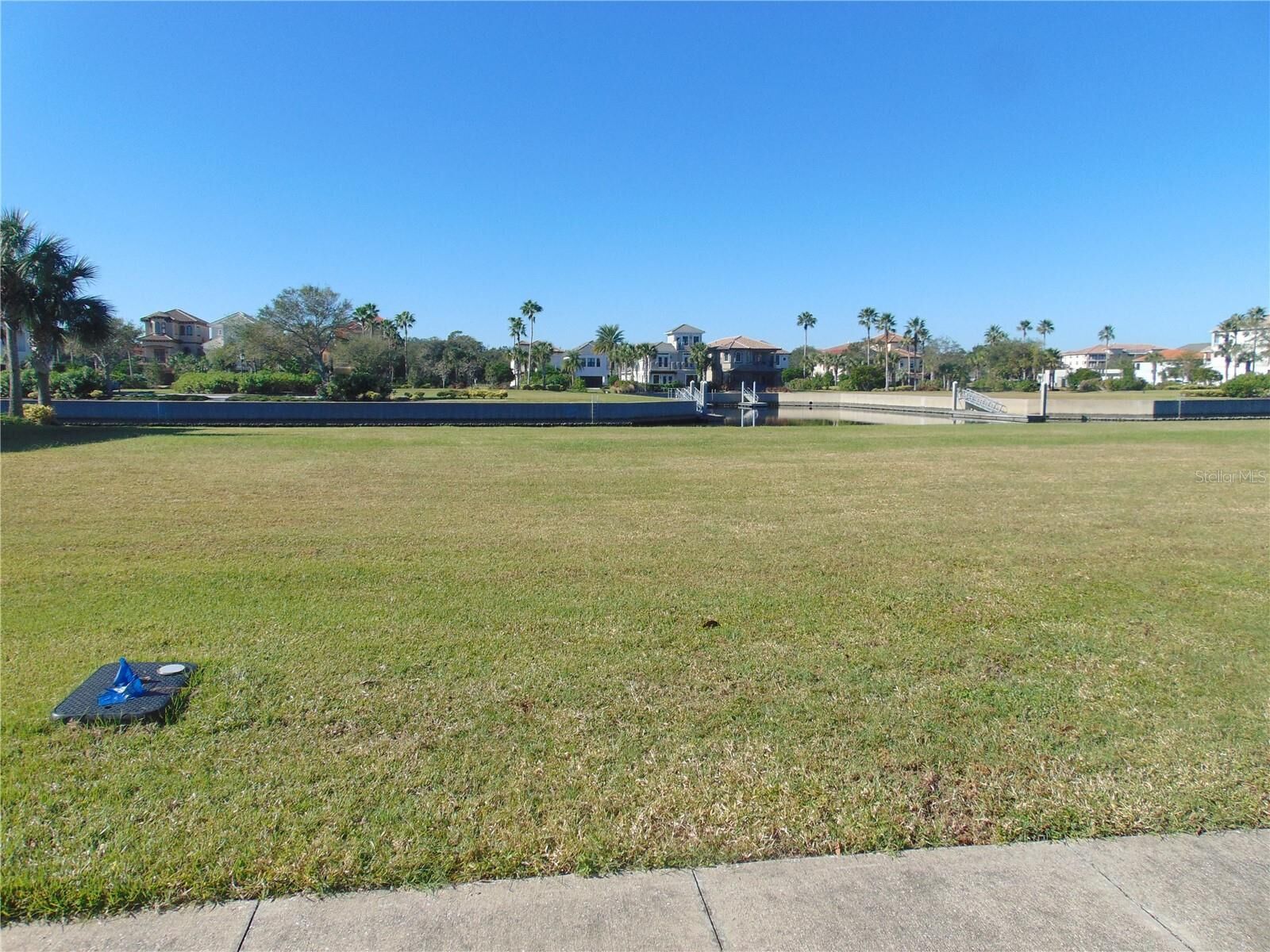 Property Photo: 258 Harbor Village Point N FL 32137