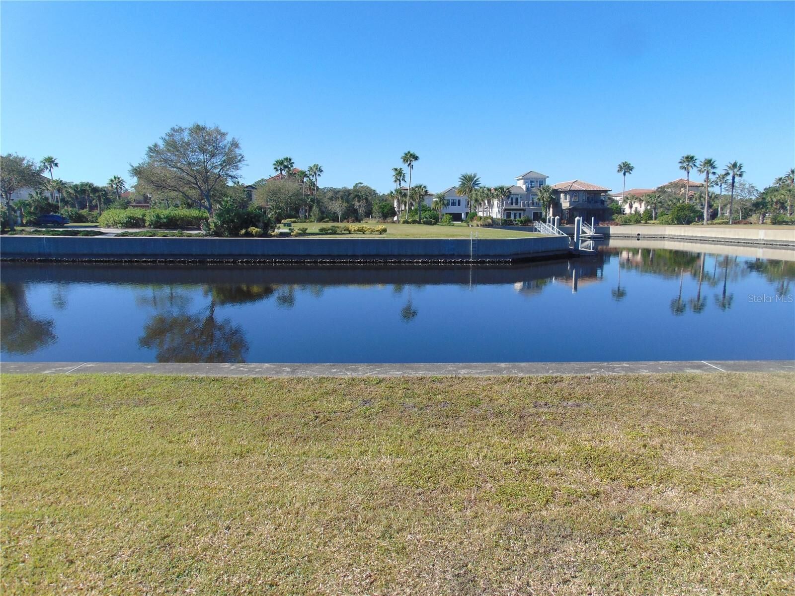 Property Photo: 258 Harbor Village Point N FL 32137