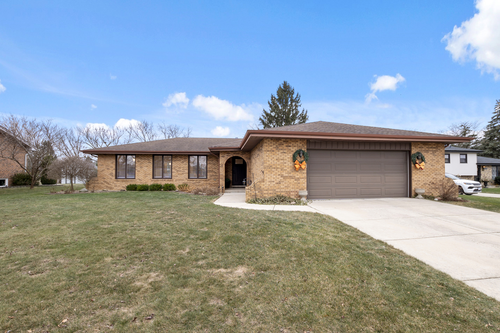 Property Photo:  8911 Butterfield Lane  IL 60462 