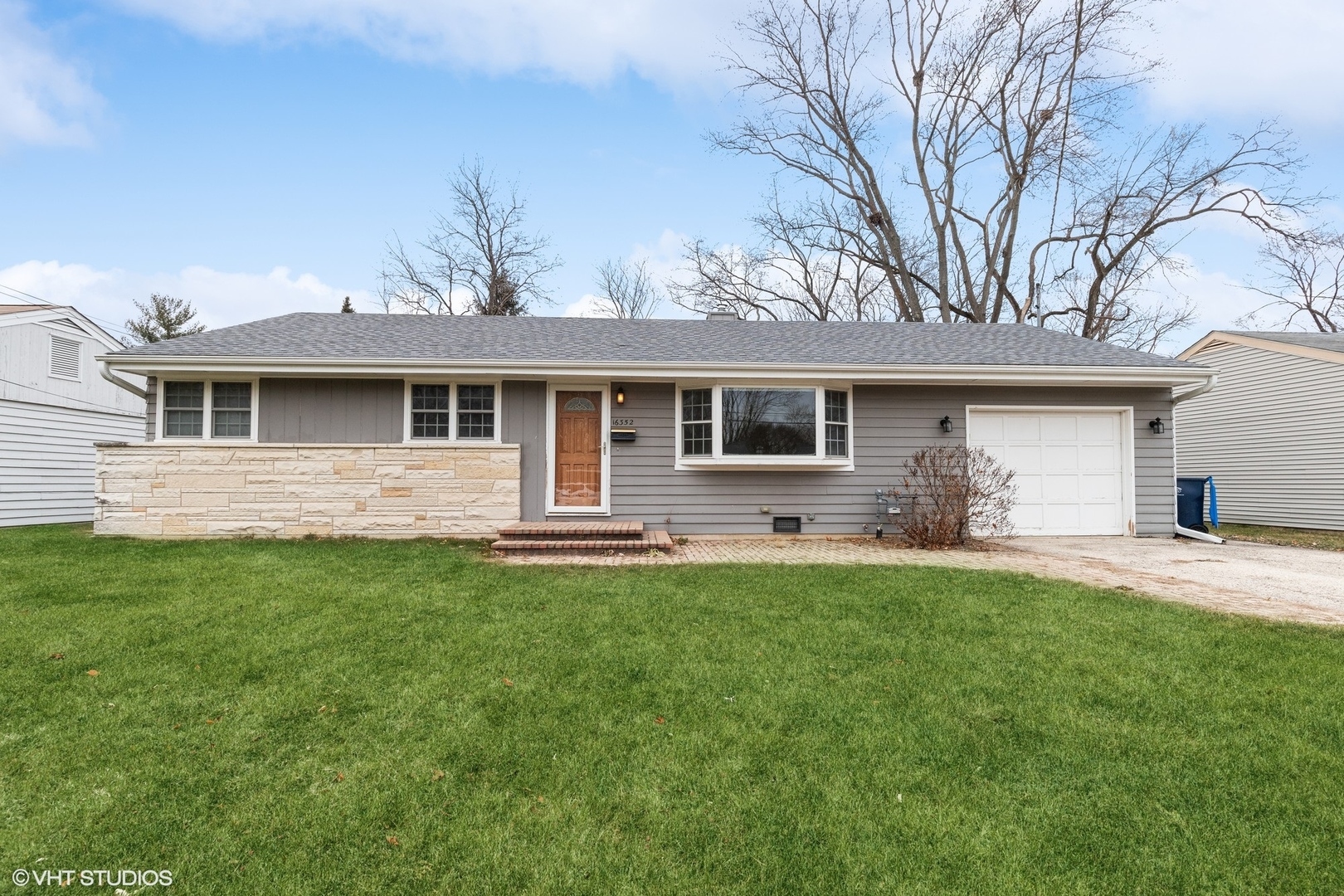 Property Photo:  16352 W Arlington Drive  IL 60048 