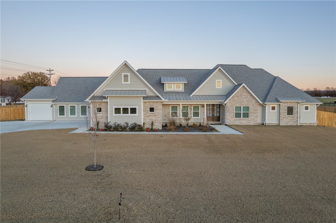Property Photo: 12386 Little Elm Road AR 72730