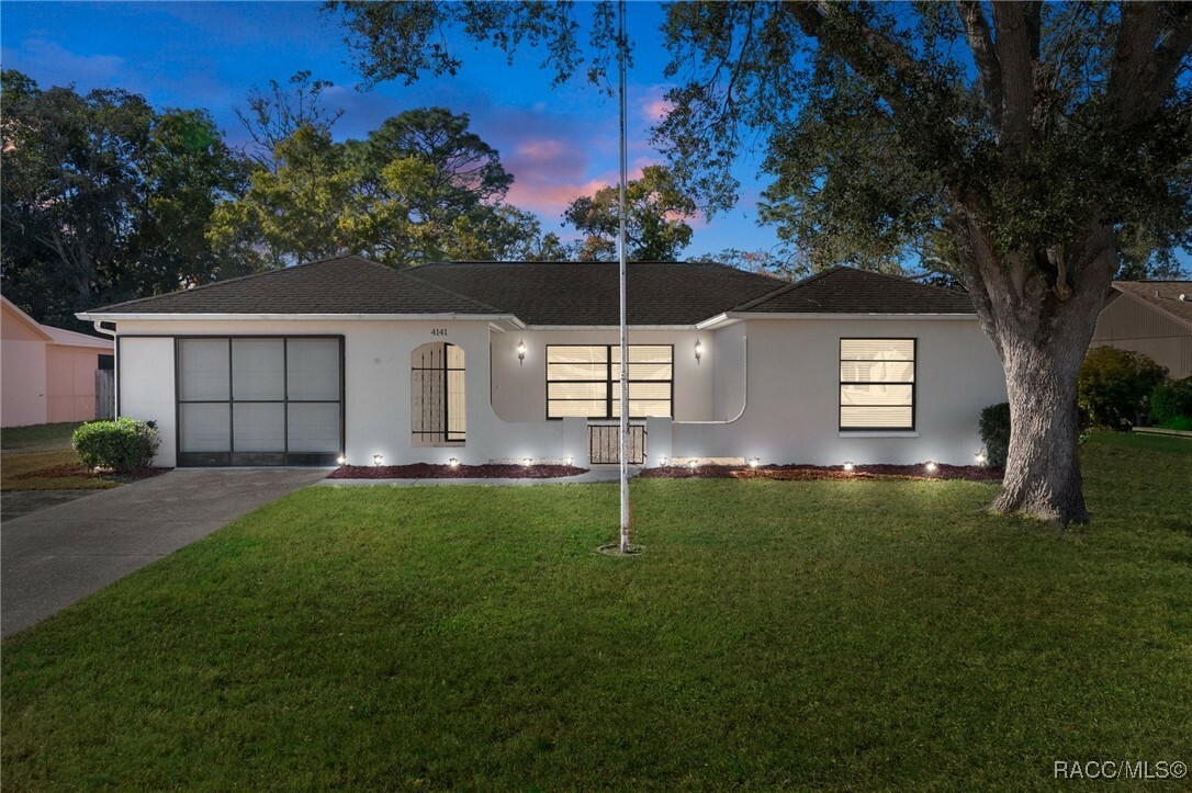 Property Photo:  4141 Glade Road  FL 34606 