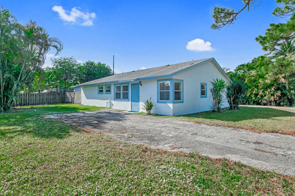 4776 Carver Street  Lake Worth FL 33463 photo