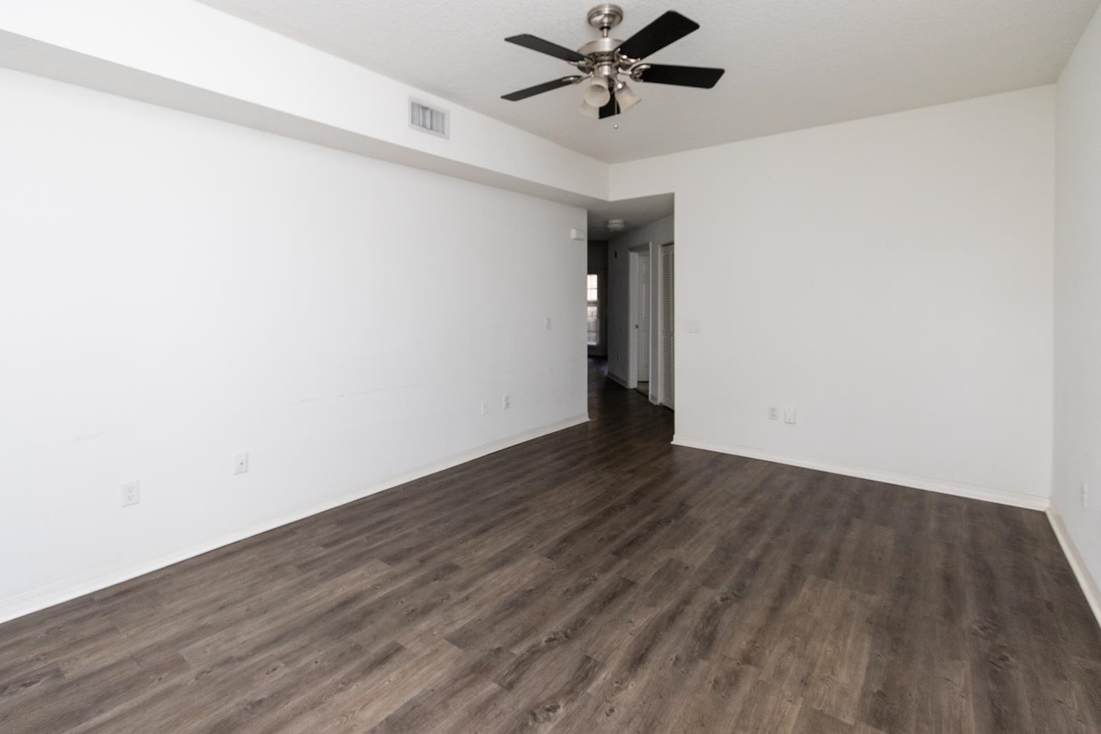 Property Photo:  19105 Harbour Vista Cir  FL 32080 