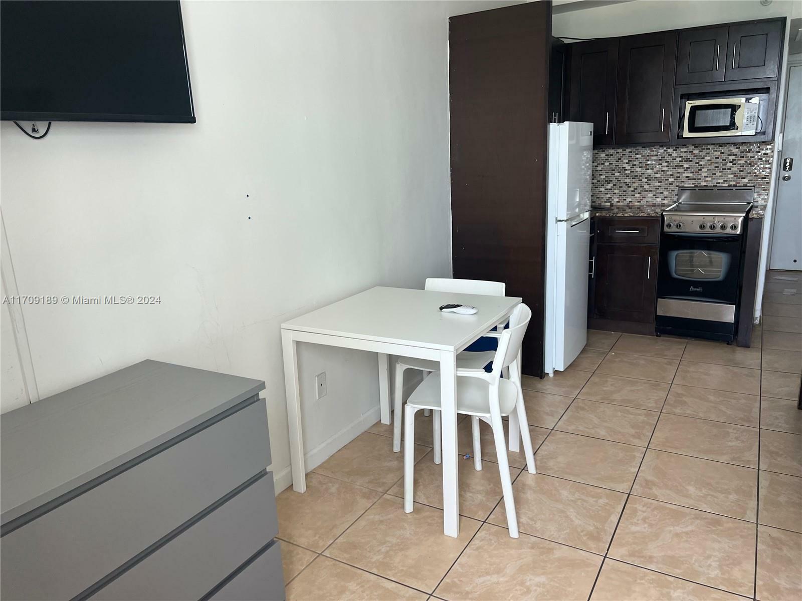 Property Photo:  6345 Collins Ave 604  FL 33141 