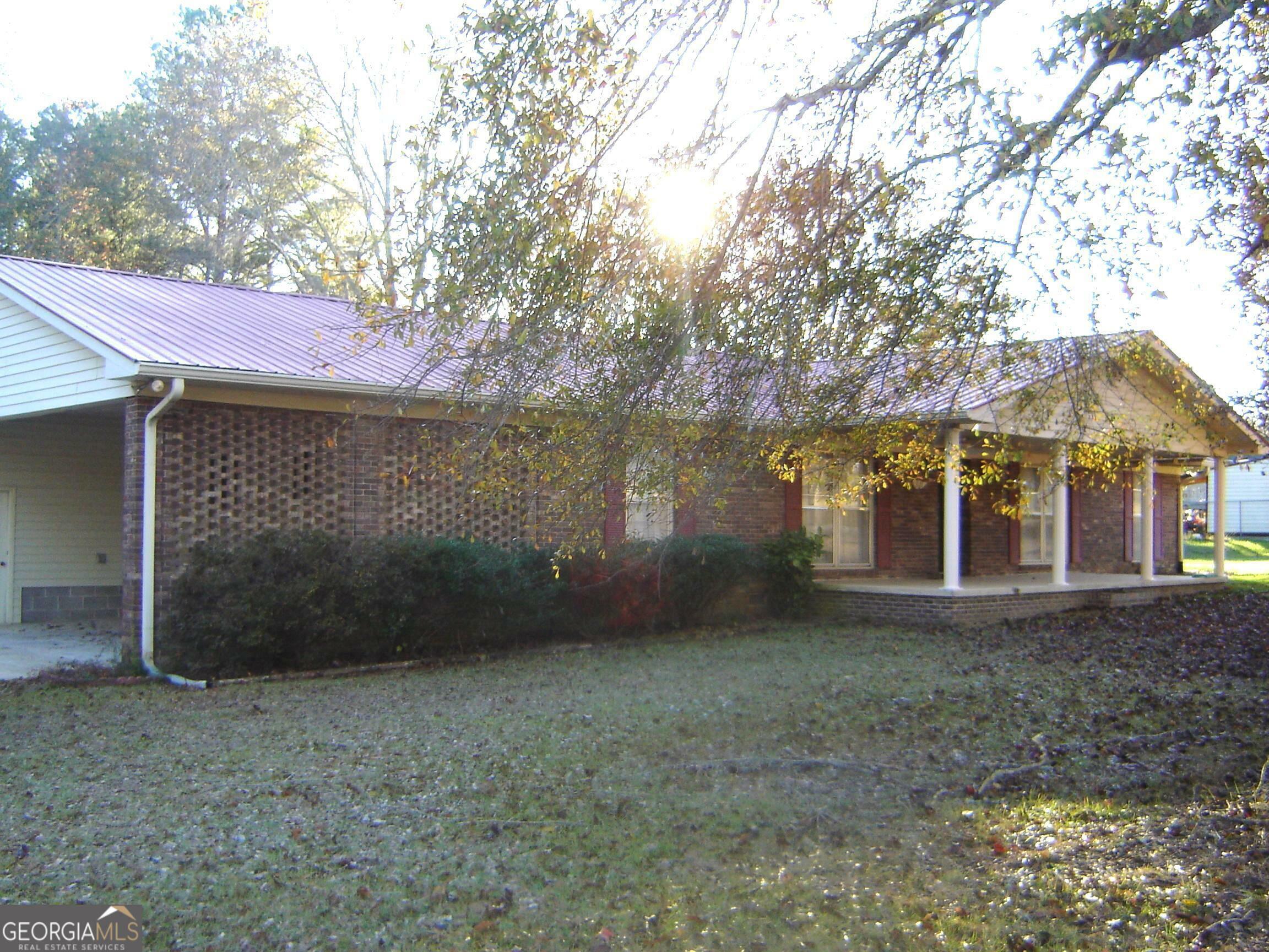 Property Photo:  3121 15th Street SW  AL 36863 