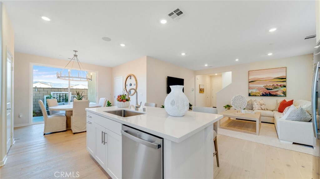 Property Photo:  10838 Bryn Mawr Avenue  CA 92373 