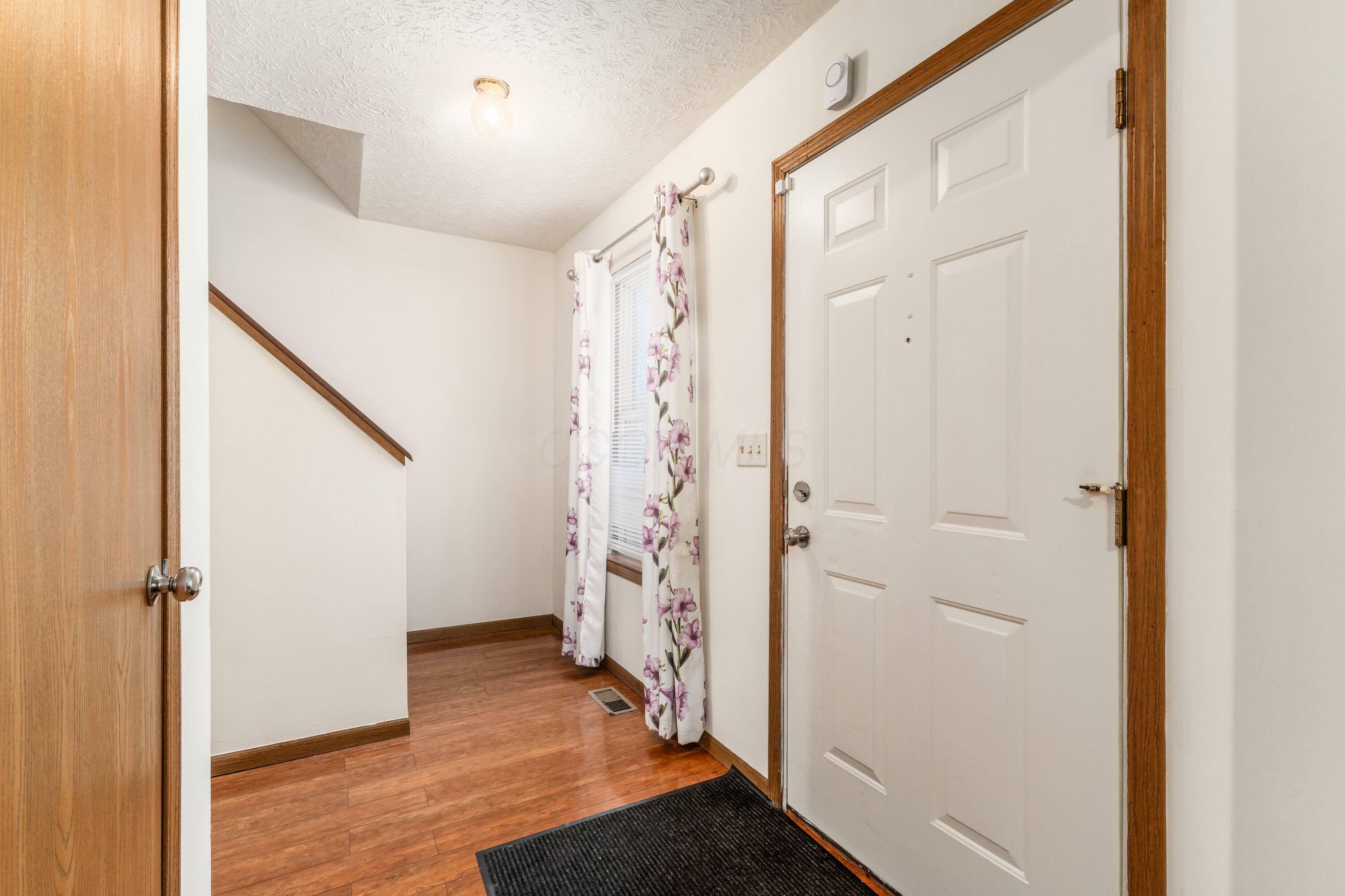 Property Photo:  2875 Main Street  OH 43123 