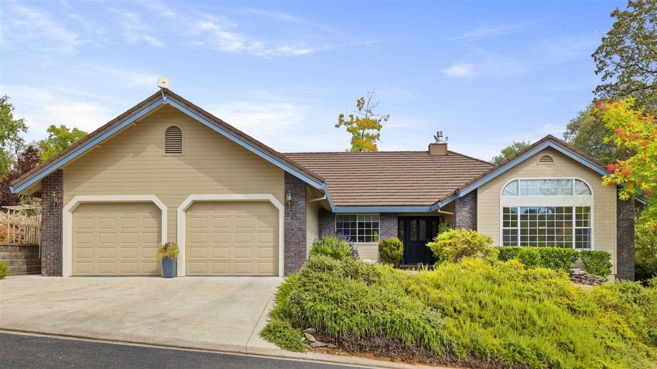 Property Photo:  55 Roble Rd  CA 95370 