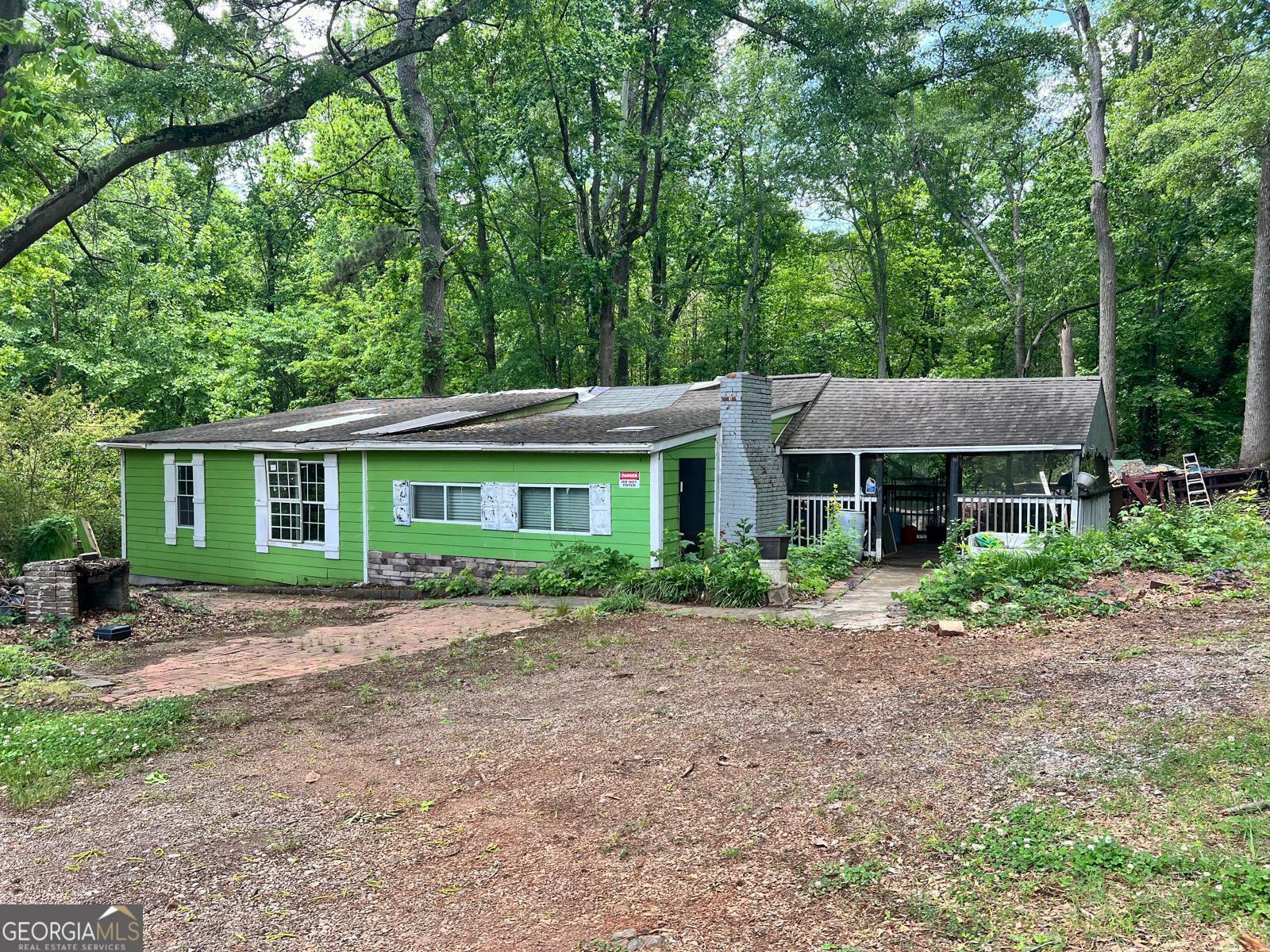 Property Photo: 202 Hayes Street Street GA 30180