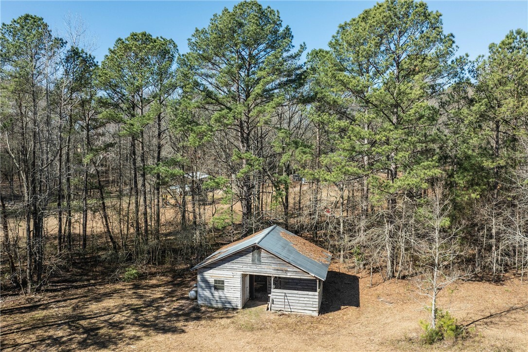 Property Photo:  8372 Lee Road 146  AL 36804 