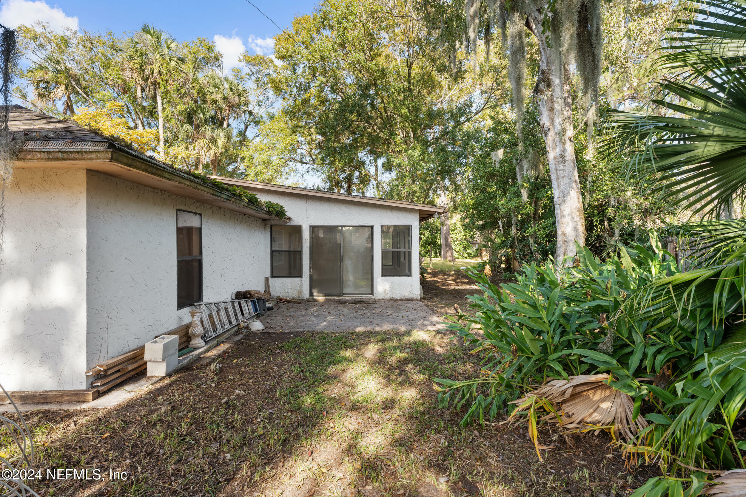 Property Photo:  627 Palmera Drive E  FL 32082 