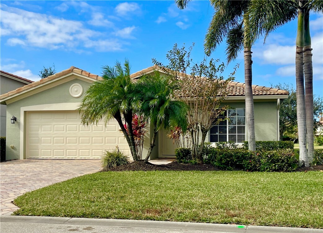 Property Photo:  5575 45th Avenue  FL 32967 