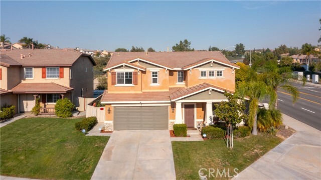 Property Photo:  32662 Via Perales  CA 92592 