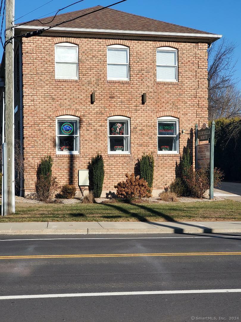 925 Farmington Avenue  Berlin CT 06037 photo