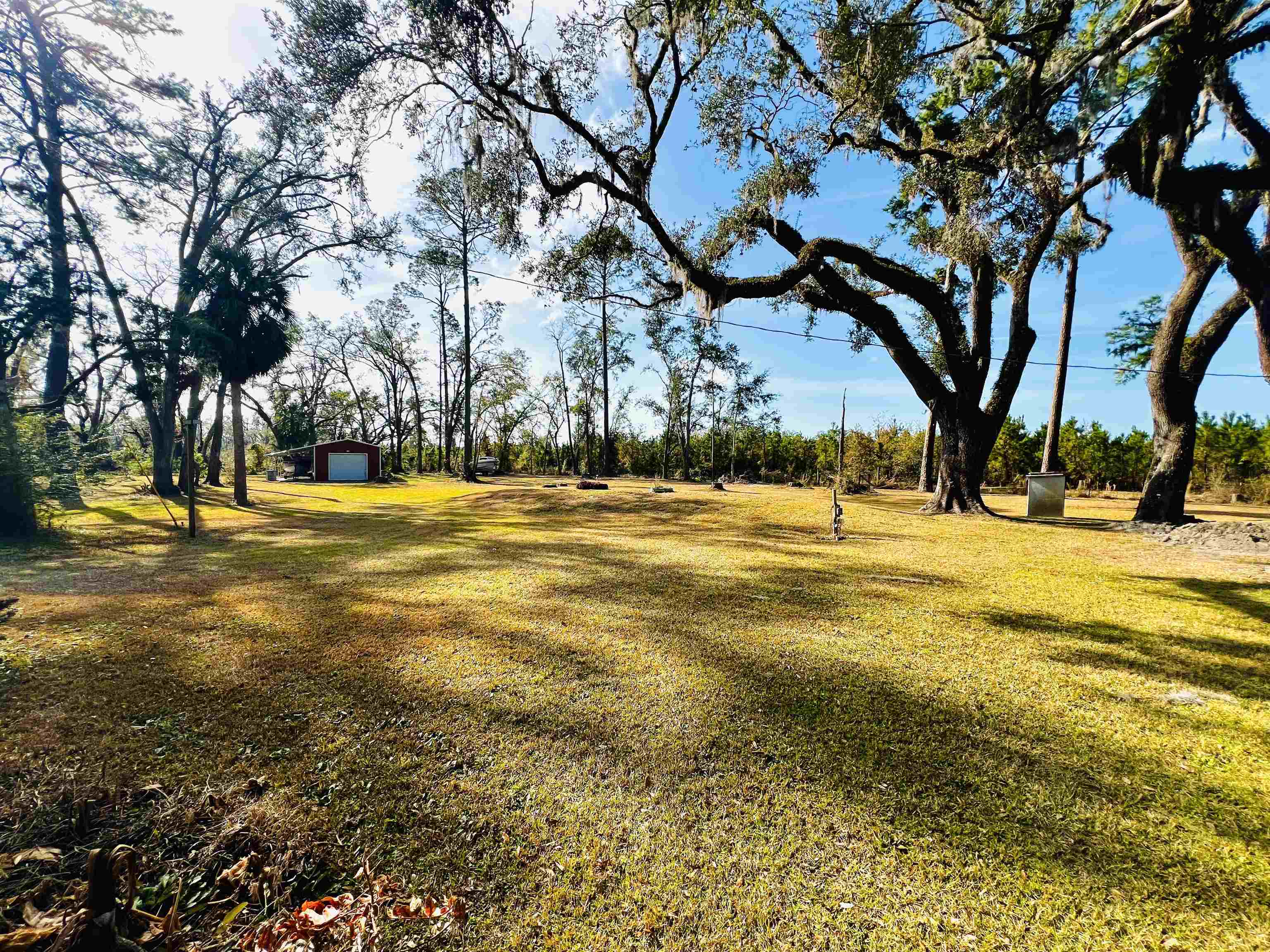 Property Photo:  1991 Cairo Parker Road  FL 32347 