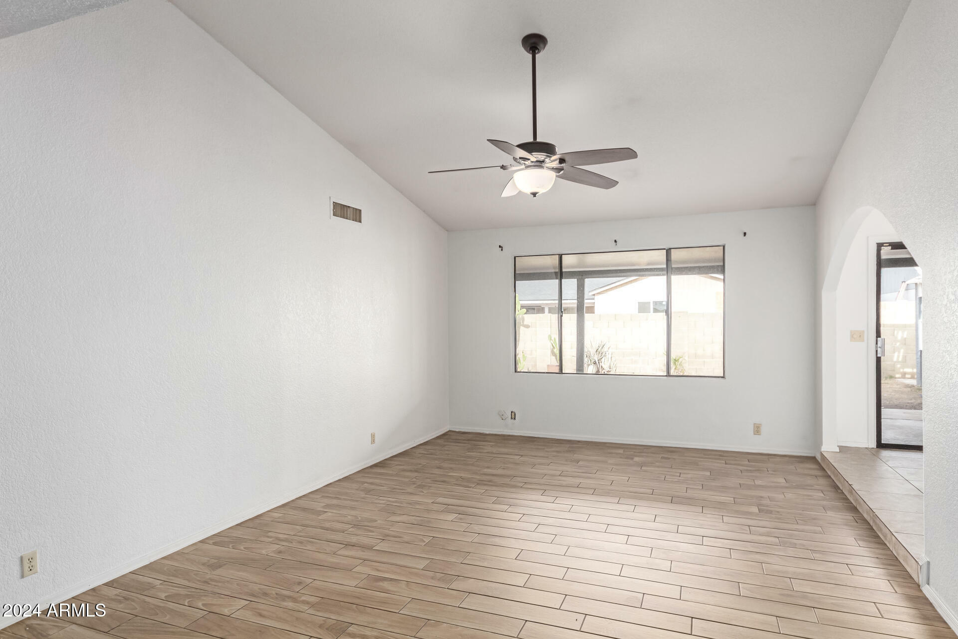 Property Photo:  7406 W Colter Street  AZ 85303 